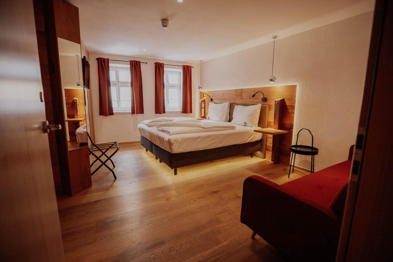 Hotel Altstadtmittehotel Sonne 4*